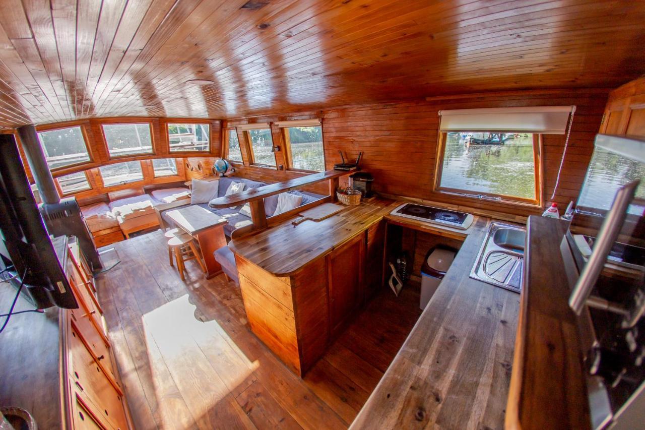 Prague Bay Houseboats Hotel Exterior foto