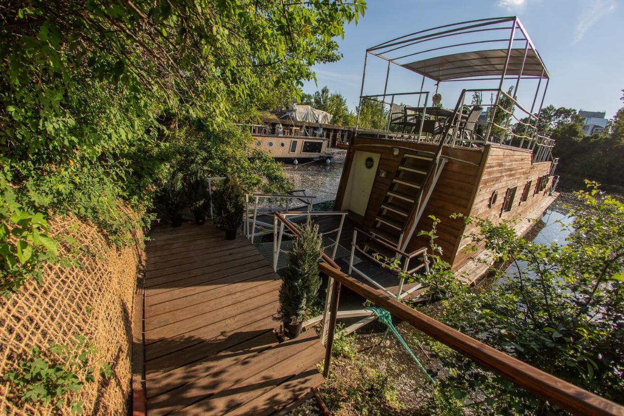 Prague Bay Houseboats Hotel Exterior foto