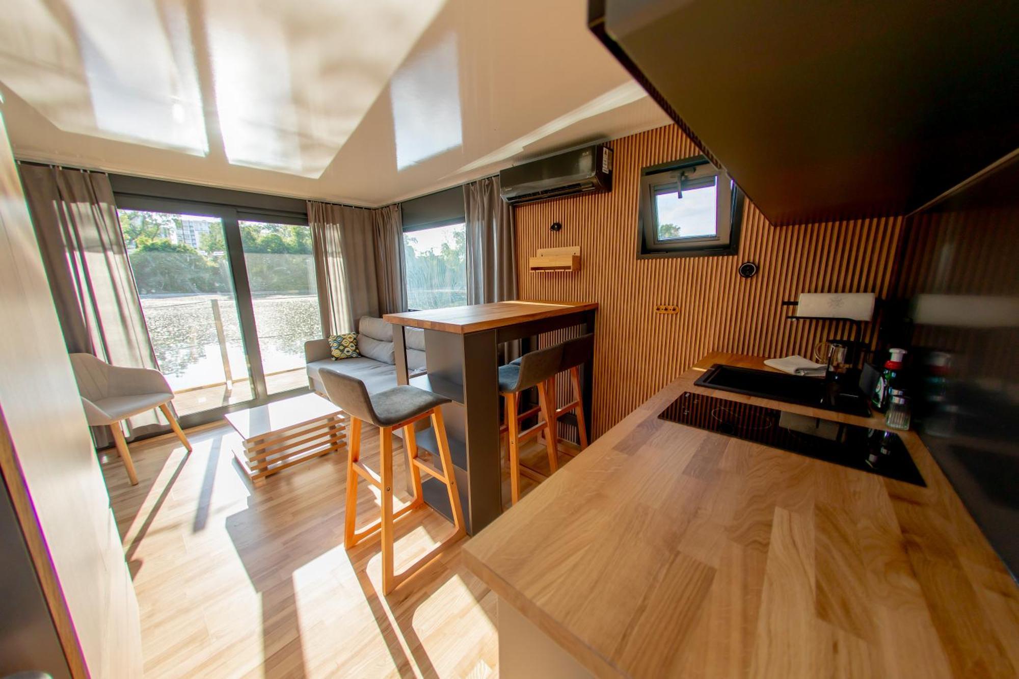 Prague Bay Houseboats Hotel Exterior foto
